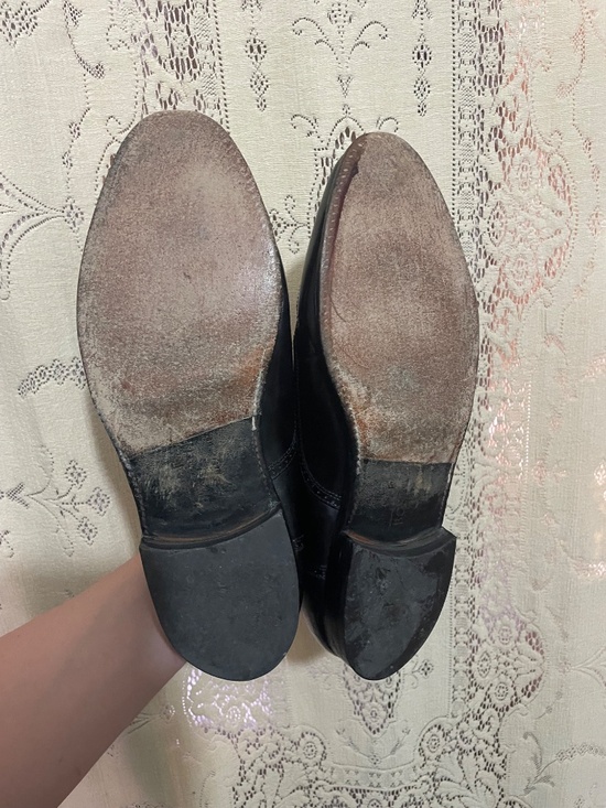 Bostonian: vintage black leather tassel wingtip loafers main image 6